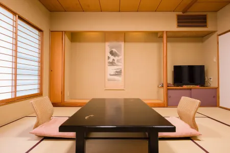 Hotel Hagoromo
