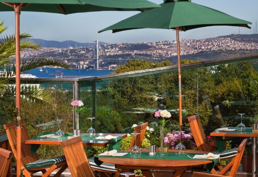 게르미르 팔라스 호텔 외관