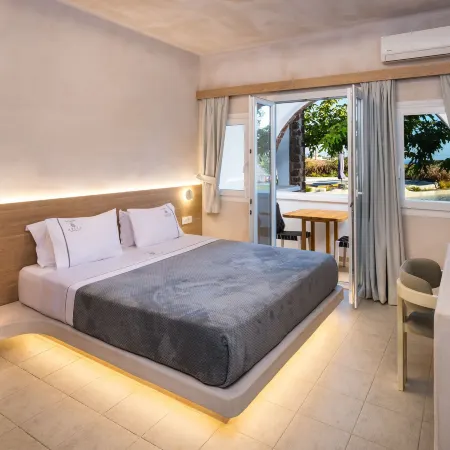 Aelia Luxury Suites
