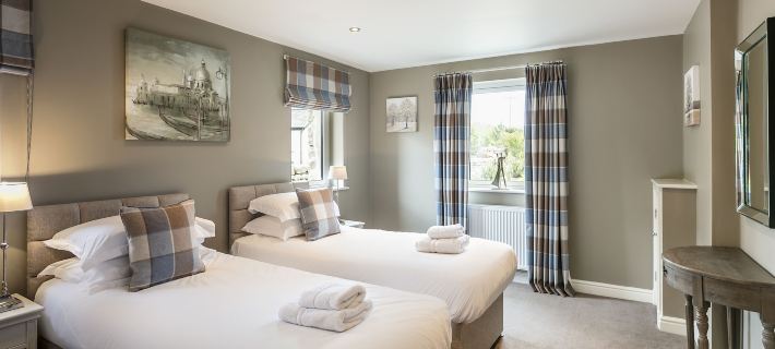 The Townhouses @ Carus Green Hotele w: Kendal