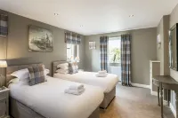 The Townhouses @ Carus Green - Pet friendly