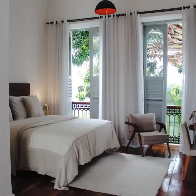 Boutique Hotel Castelinho Hotels near Lagoa