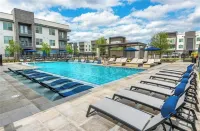 Swanky Cozy 1-bedroom apartment w/fitness room, pool,WIFI in fabulous Fort Worth