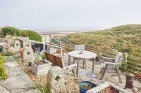 Host & Stay - Beach Retreat