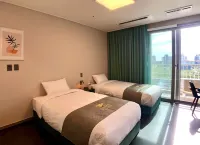 Golden Planet Hotel-Pyeongtaek Godeck Hotels in Pyeongtaek-si