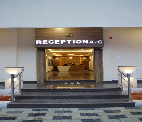 Hotel Suryaa Grand