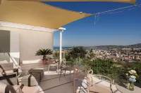 Uefio - Luxury Suites Hotel in zona Torregaveta