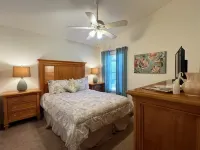 게임 룸 있는 아늑한 4 베드 3 배스 수영장 집-4450np, 4 베드룸 홈 바이 레드어닝