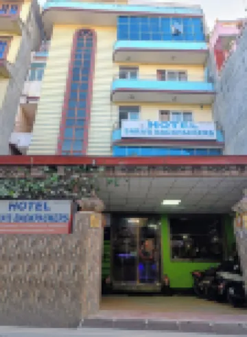 Sara's Backpackers Hotel