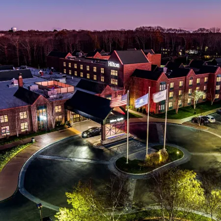 Hilton Mystic