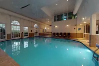 Village Hotel Chester St David's - Pools