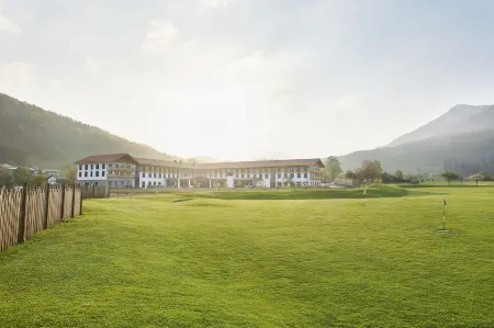 Aja Ruhpolding Отели в г. Берген