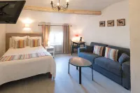 Hotel Toppin Hotels in Plan-d'Orgon