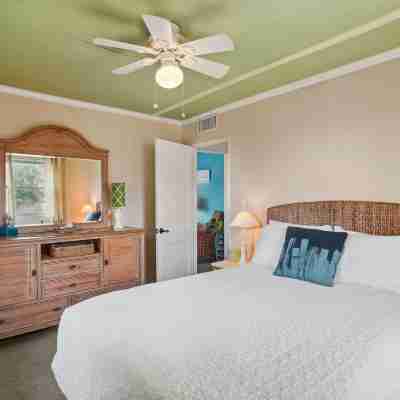 Friendly Native 507 Rooms