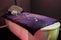 De Vere Cotswold Water Park - spa