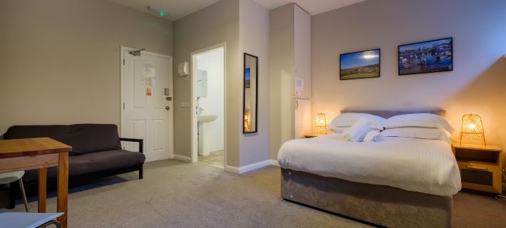 Station Lodge - Free Off-Site Health Club Access with Pool, Sauna, Steam Room & Gym Hotel di Windermere