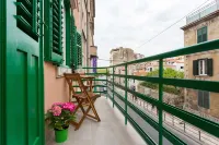 Central Pearl by Nono Ban Rooms