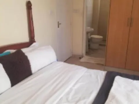 Stay.Plus Blue Bells Apartment Syokimau Hotéis em Mlolongo