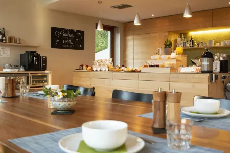 Pensiun Laresch Отели в г. Хинтеррайн