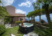 Casale Fralisa - Marvelous Terrace and Hot Tub with Sea View Hotels in Praiano
