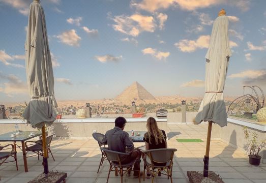 칸 듀이다르 인 - 피라미드 뷰 루프탑