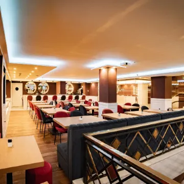 Hotel Colón Plaza Отели в г. Кампинья дель Писуэрга