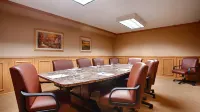 Magnuson Grand Pioneer Inn and Suites Hôtels à : Wells Township