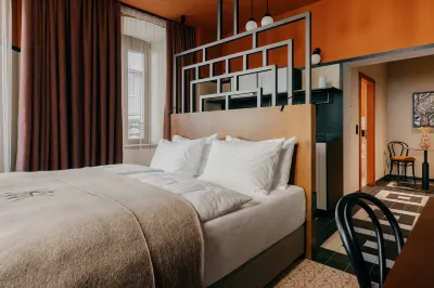 WeltWien Luxury Apartments & free parking Hotels in Meidling