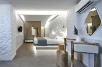 Oscar Beachfront Suites - Adults Only