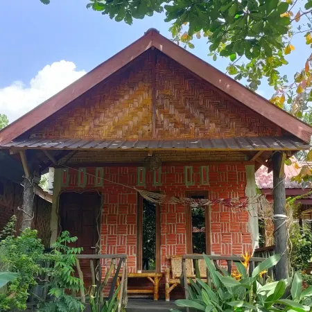 Mountain View Cottages & Villa Tangkahan