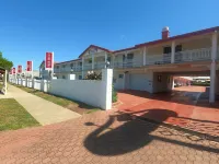 Monte Carlo Motor Inn Hotels in Wulguru