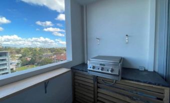 Spacious One Bedroom Apartment- with Large Balcony