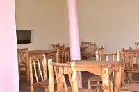 Nyamunyonyi Lake Resort - breakfast