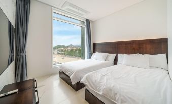 Goseong Moneblue Pension