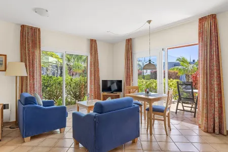 Vistamar Отели в г. Асентехо