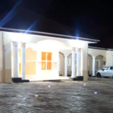 Sdm Tavern and Suites