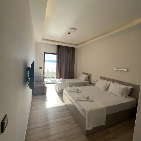 Life Point Hotel