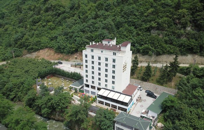 Jolnar Garden Hotel