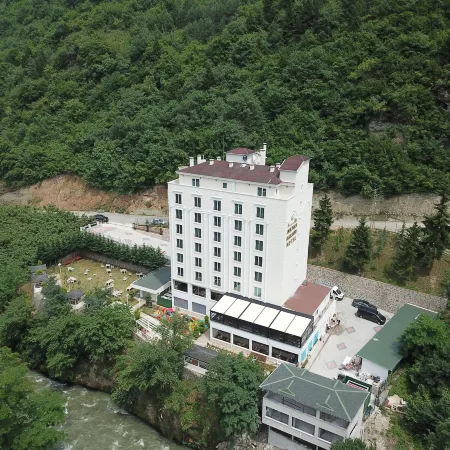 Jolnar Garden Hotel