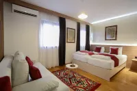 Hotel Emen - balcony
