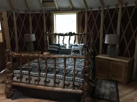 Brand New Yurts in the wilds of MT-Stay @ GNP like no other! 7mi. from W Glacier