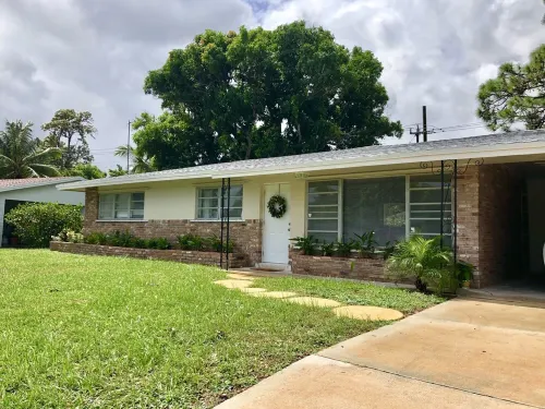 Impeccable 4 BR 2 Bath home near Delray Beach and famed Atlantic Ave