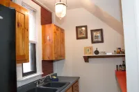 West End 2nd Floor Apartment 762 Congress Street