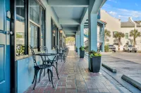 Beachside Inn - bar