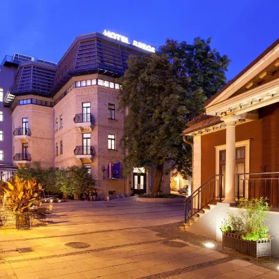 Hotel Bergs Suites Hotels near Vermanes Garden