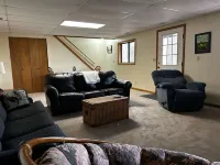 Cozy Cabin with Outdoor Deck and Scenic Views - Charming Mountain Retreat