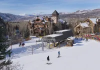 Spacious Condominium with Scenic Deck and Ski Access - Charming Inviting