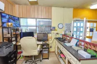 DELUXE ROOMS MOTEL - Newly Remodeled- 4+ Reviews - Big Parking - Trinity TX. Hotels in Trinity County