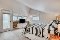 Family-Friendly Forest Hideaway with EVC, Bikes, & SHARC Passes - Walk to Park Hotels in Sunriver