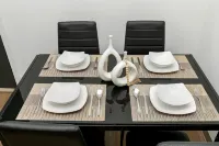 Stylish Retreat with Fully Equipped Kitchen - Modern Comfort and Convenience